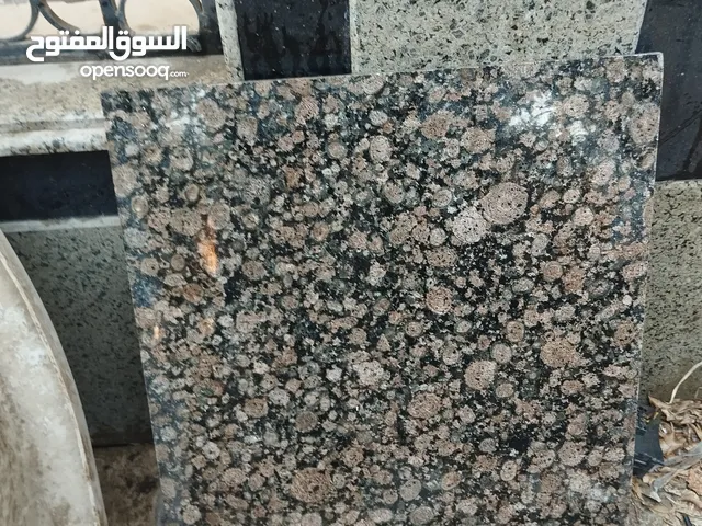 2قطعة رخام مقاس90%90اخضر هندي ووحده75%63جرانيت