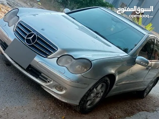 مرسيدس بنز 2003 C220 السعر 40الف كاش