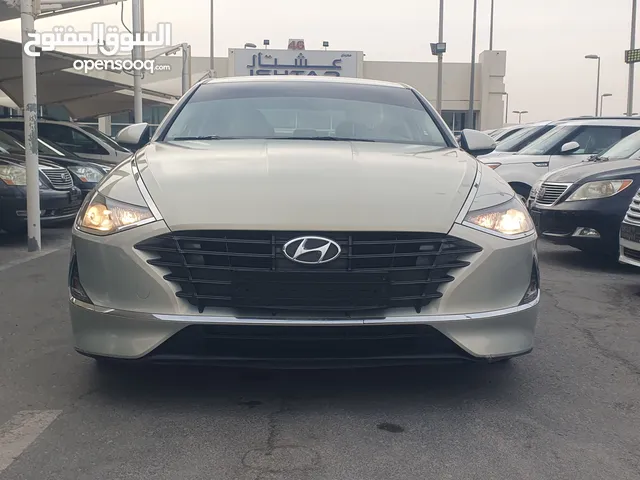 Hyundai Sonata Gcc 2022 full automatic good condition Gcc space cash or bank loans