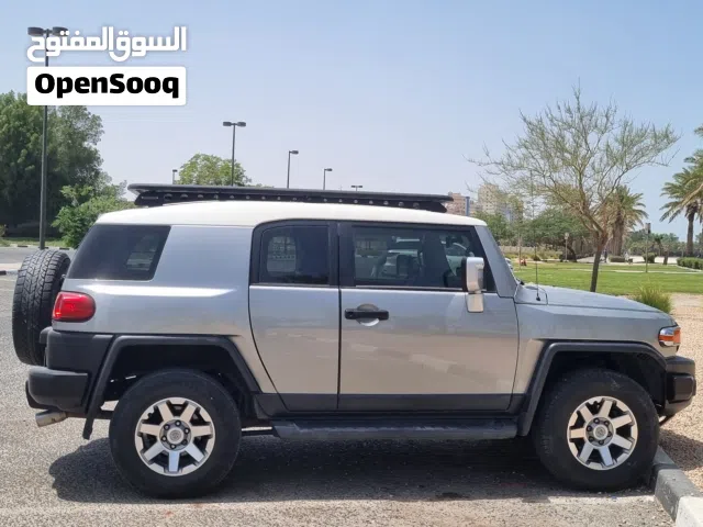 2011 تويوتا FJ Top