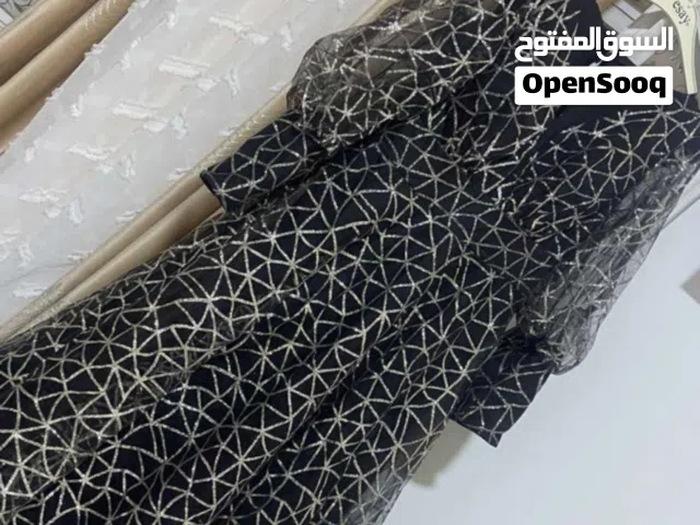 فستان جديد ونظيفه مو ملبوسه.  قياس 40