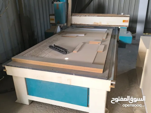 مكينه cnc مستعمله