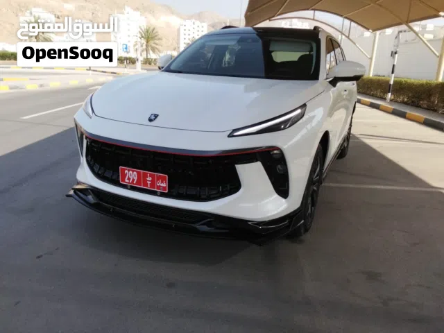 SUV Dongfeng in Muscat