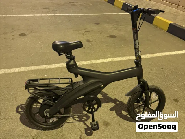 سكوتر اموره طيبه امريكي وليسا شايني