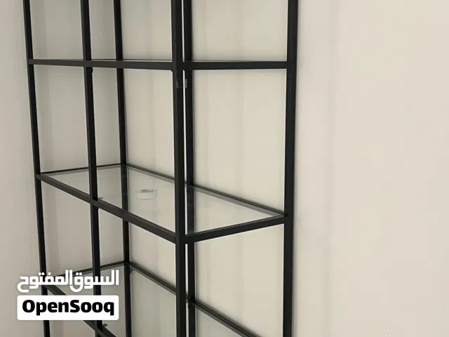 رفوف مكتبيه
