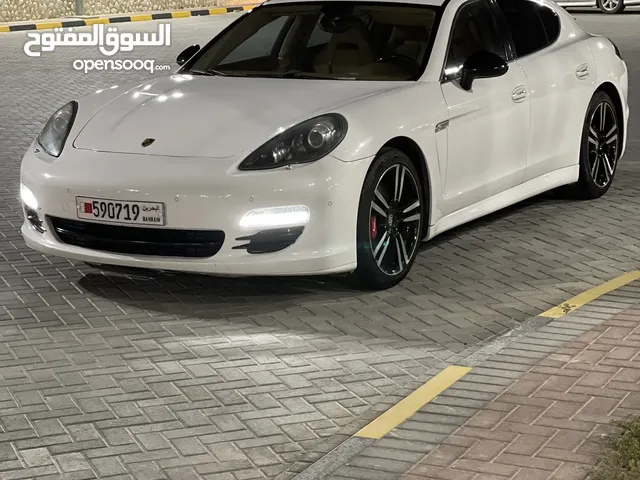 Used Porsche Panamera in Northern Governorate