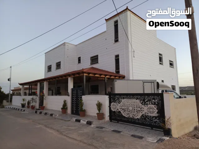 220 m2 More than 6 bedrooms Townhouse for Sale in Al Karak Zohoom