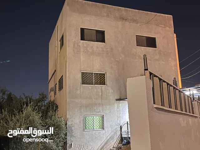  Building for Sale in Zarqa Al Autostrad