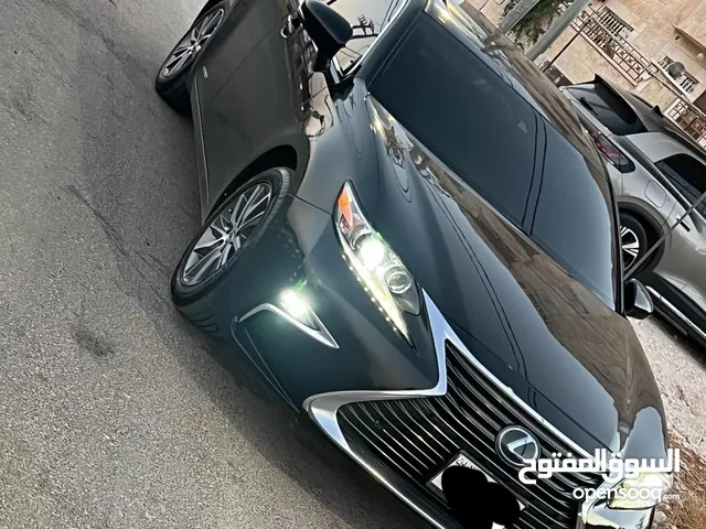 Used Lexus ES in Zarqa