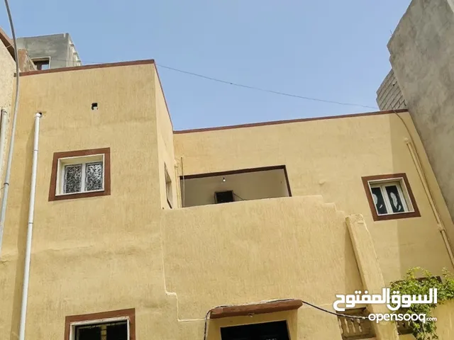 110 m2 More than 6 bedrooms Townhouse for Sale in Tripoli Edraibi