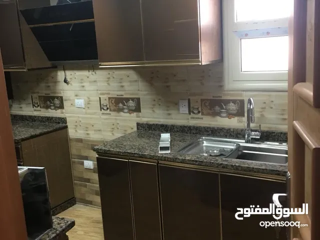 275 m2 3 Bedrooms Apartments for Sale in Cairo Maadi