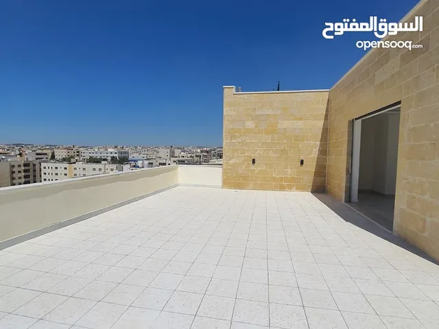 شقة فاخرة للبيع في أم السماق - خلف المدارس الإنجليزية وقرب مكة مول طابق ثالث مع روف دوبلكس 260م
