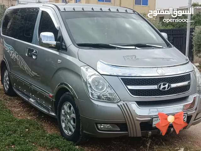باص حديث VIP للطلبات والرحلات والقروبات والمطار ومطار العقبه والجسور بأفضل الأسعار