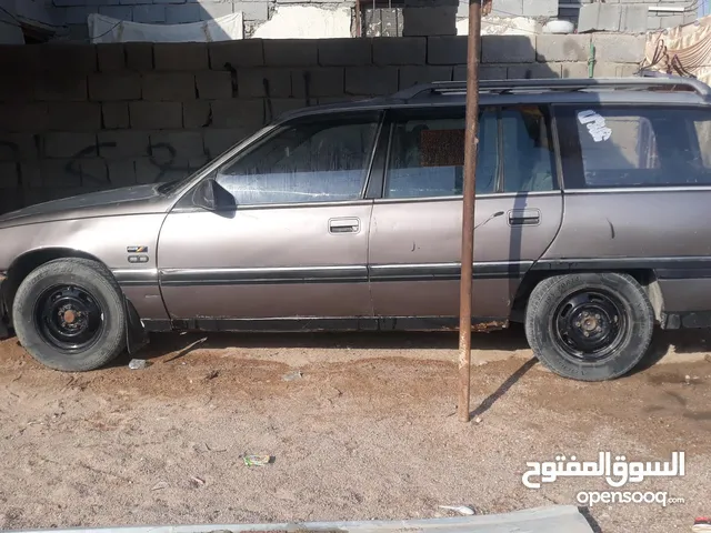 HatchBack Opel in Basra