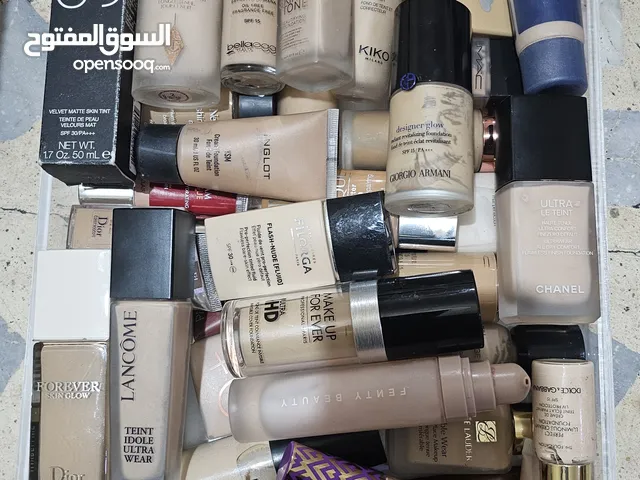 مكياجات ماركات عالميه