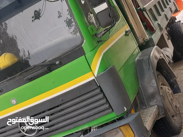 Tipper Mercedes Benz 1995 in Amman