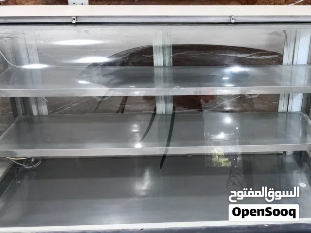 ثلاجة عرض حجم وسط