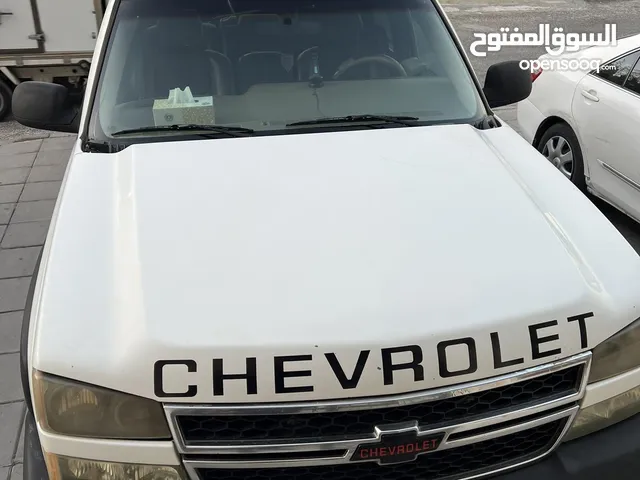 Used Chevrolet Silverado in Al Ahmadi