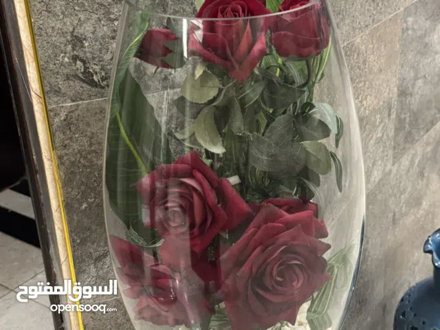 مزهرية ورد زجاجية فاخرة