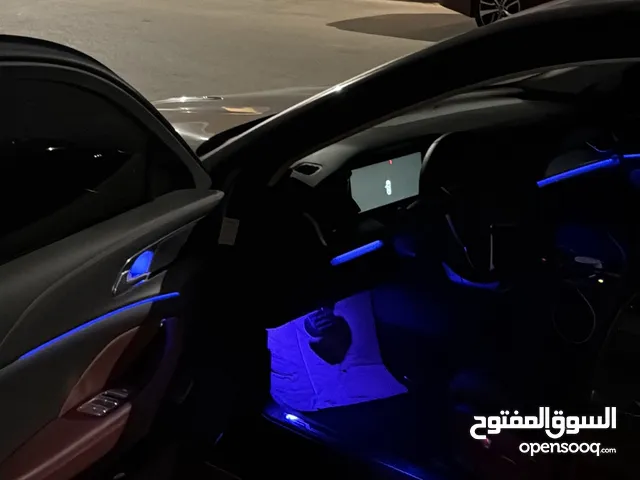 Used Hongqi OUSADO in Abu Dhabi