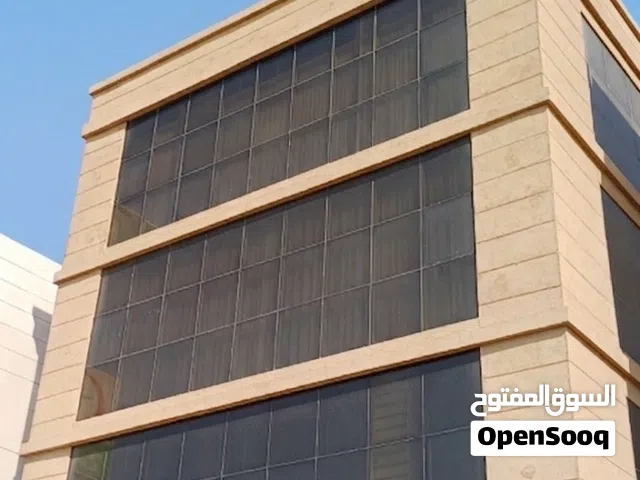 للبيع بنايه تجاره بمنطقة العاليه فرص لا تعوض