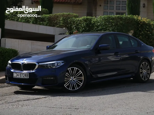 BMW 530e 2019 Plug-In Hybrid M-Kit (new battery installed بطارية   (جديدة من الوكالة
