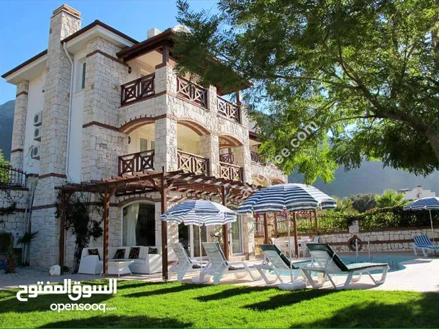600 m2 More than 6 bedrooms Villa for Rent in Tripoli Salah Al-Din