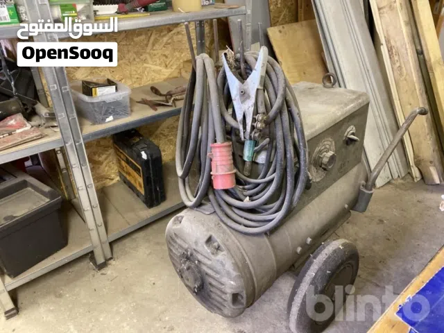 آلة لحام 3 فاز او جلخ ثابت نوع ايطالي