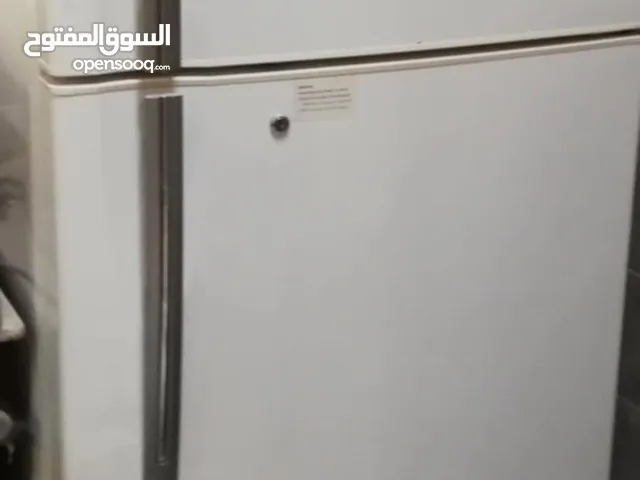 ثلاجة هيتاشي