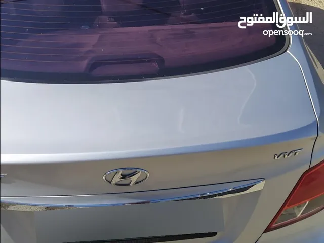 هونداي اكسنت للبيع ، سيارة استيراد كوري و بحالة جيدة جدا و البيع كاش فقط ،