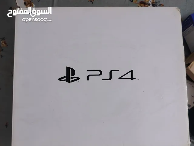 بلايستيشن 4 فات مع حساب بيه العاب جدا كثير تقريبا 35 لعبه جميله مساحه 512