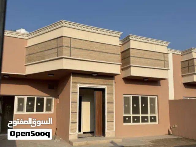 250 m2 3 Bedrooms Townhouse for Rent in Basra Other