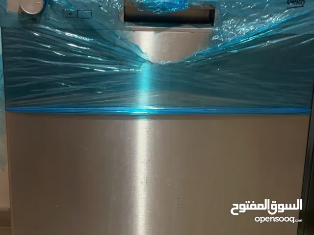 جلاي شبه جديدة مستخدمة سنه فقط