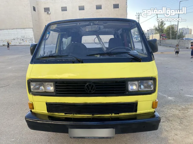 باص فولكس مطعم متنقل