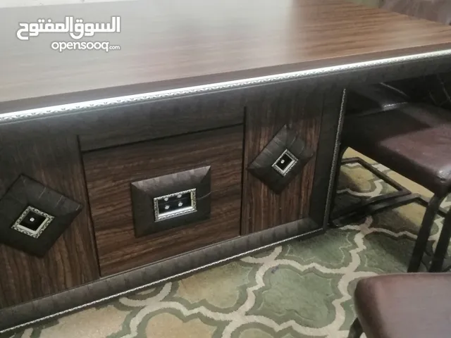 طاوله سفره بحاله ممتازه