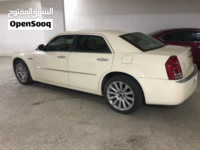 بيعة سريعة على المنظور ليميتد اديشن كرايسلر 300C HEME - موديل 2009
