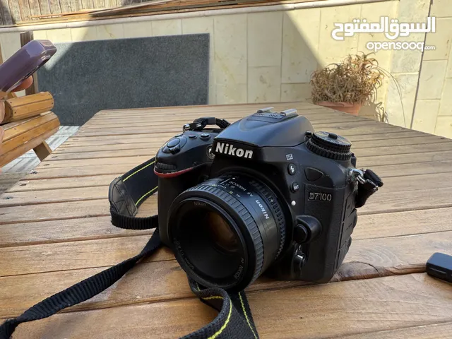 Camera Nikon 7100