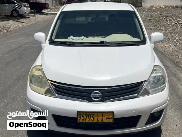 2012 نيسان فيرسا SR
