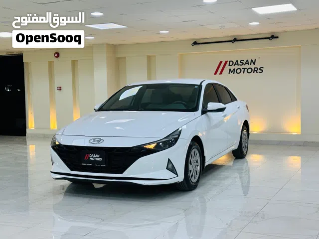 2023 Hyundai Elantra Standard