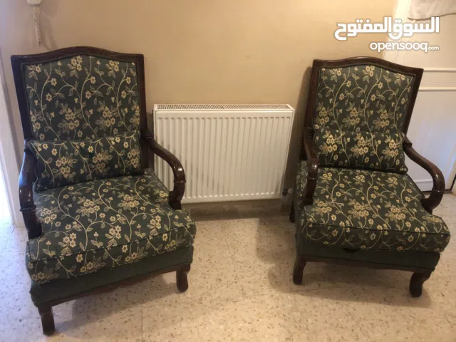 كنبات مستعمل بحالة جيدة عدد 2