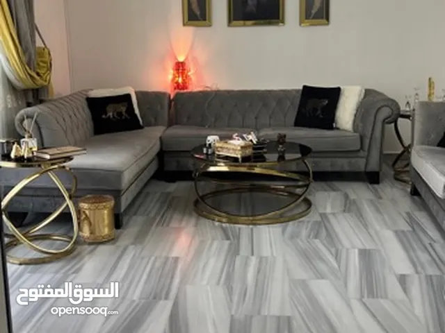 كنب قليل الاستعمال