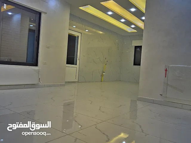218 m2 4 Bedrooms Apartments for Sale in Amman Jubaiha