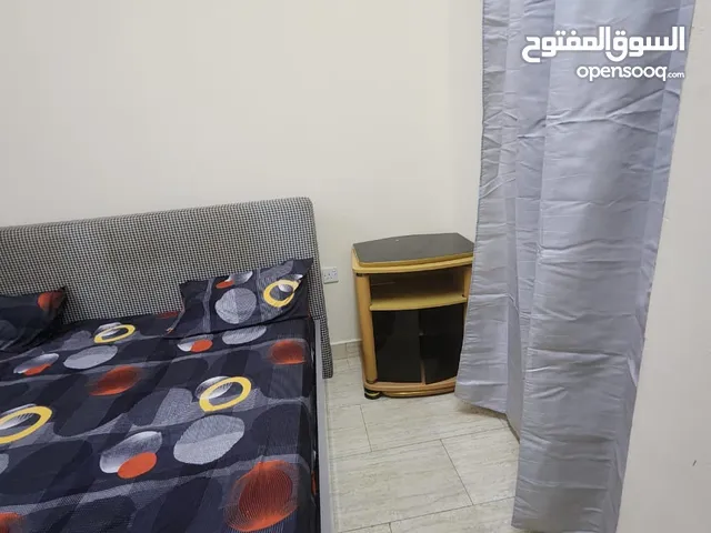 king size bed with mattress