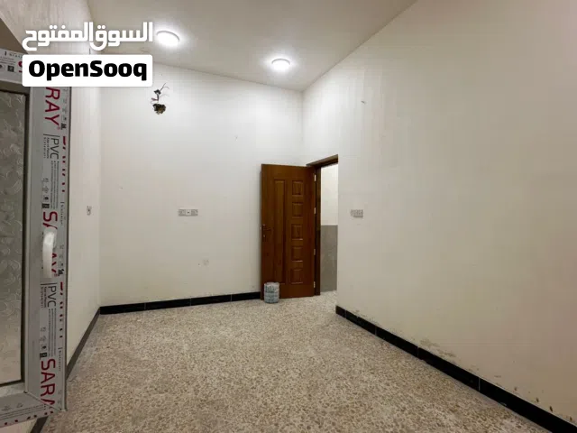 الايجار الايجار  دار سكن طابقين 2024 يتكون الطابق الأول من غرفتين + صاله + استقبال + كراج سياره + مو