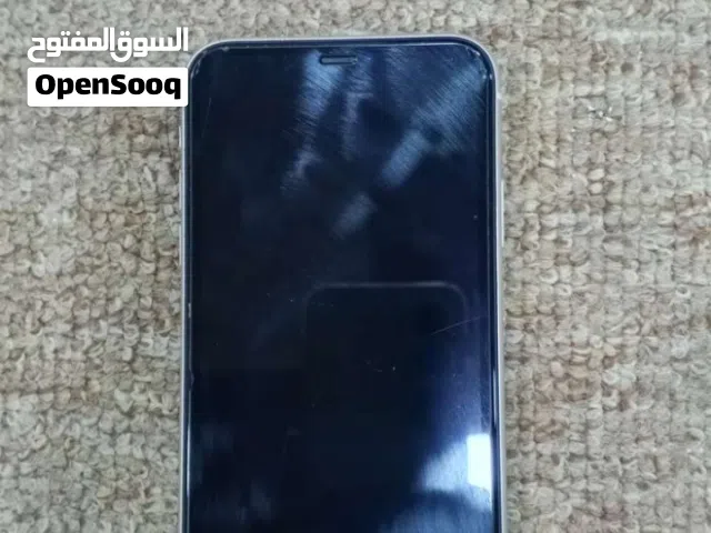 Apple iPhone 11 128 GB in Basra