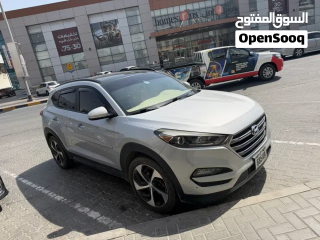 2017 هيونداي توسان Limited
