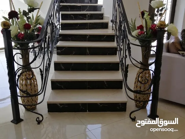 700 m2 More than 6 bedrooms Villa for Sale in Amman Al Bayader