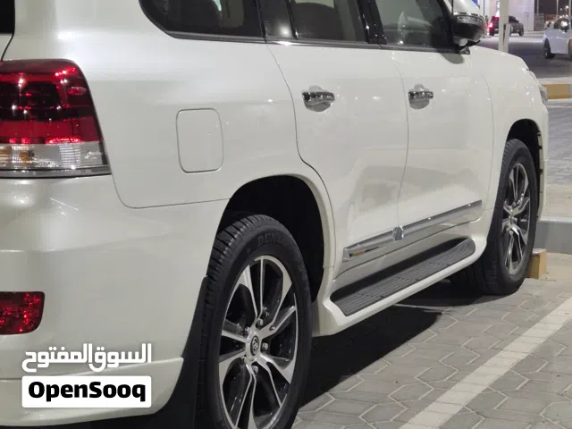 لاند كروزر vxr .5.7