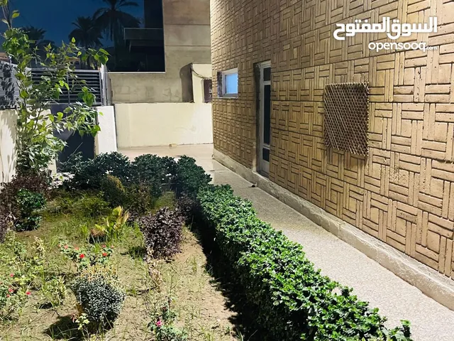 1100m2 More than 6 bedrooms Villa for Rent in Baghdad Mansour