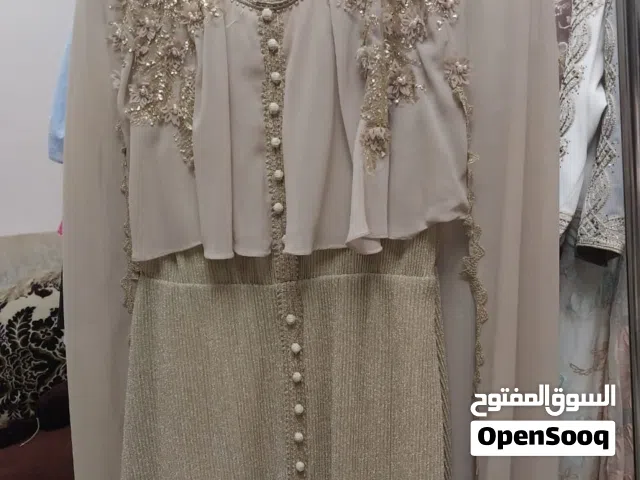 عبايه مغربي هاند ميد وارد الكويت معرفه السعر عند التواصل